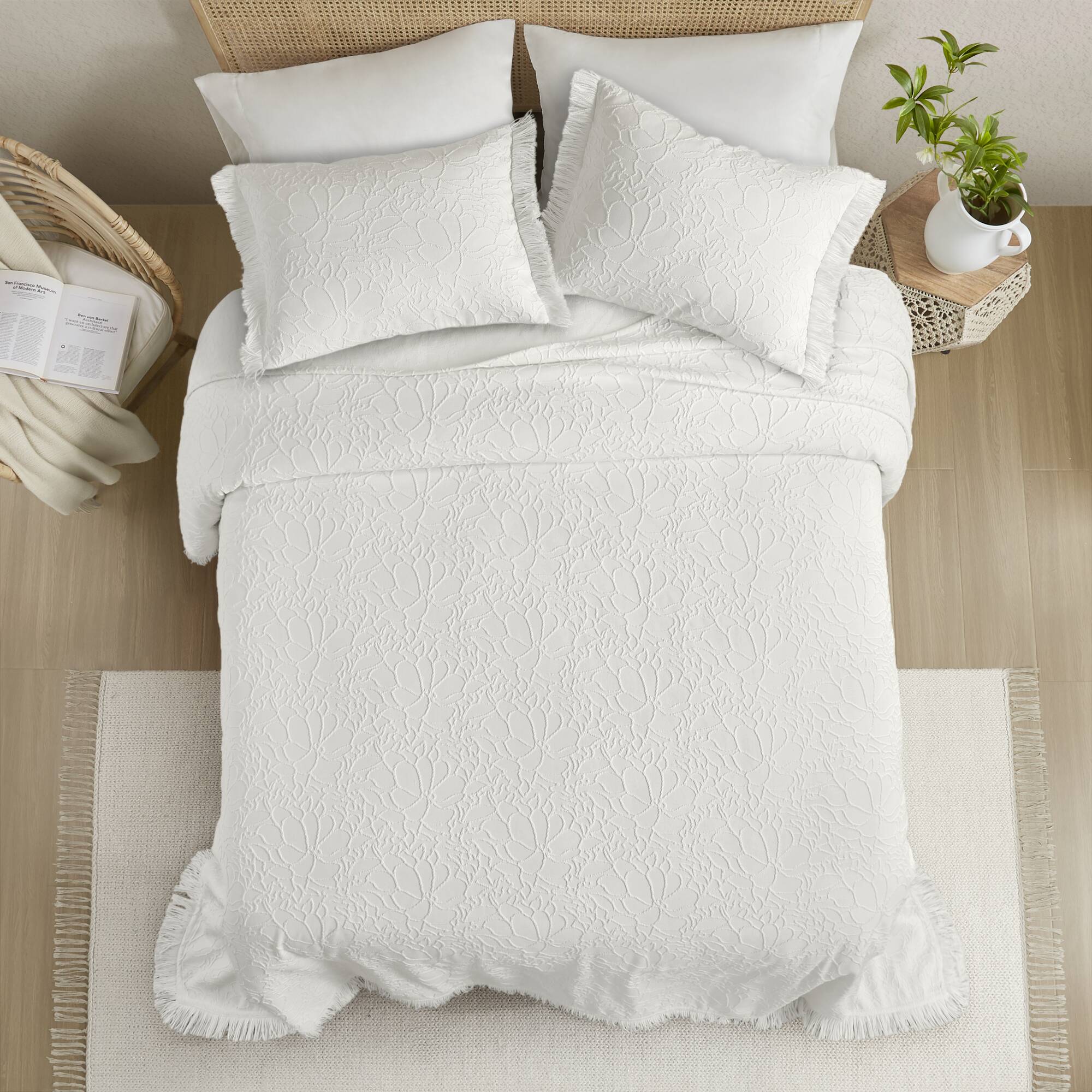 white-queen,white-king