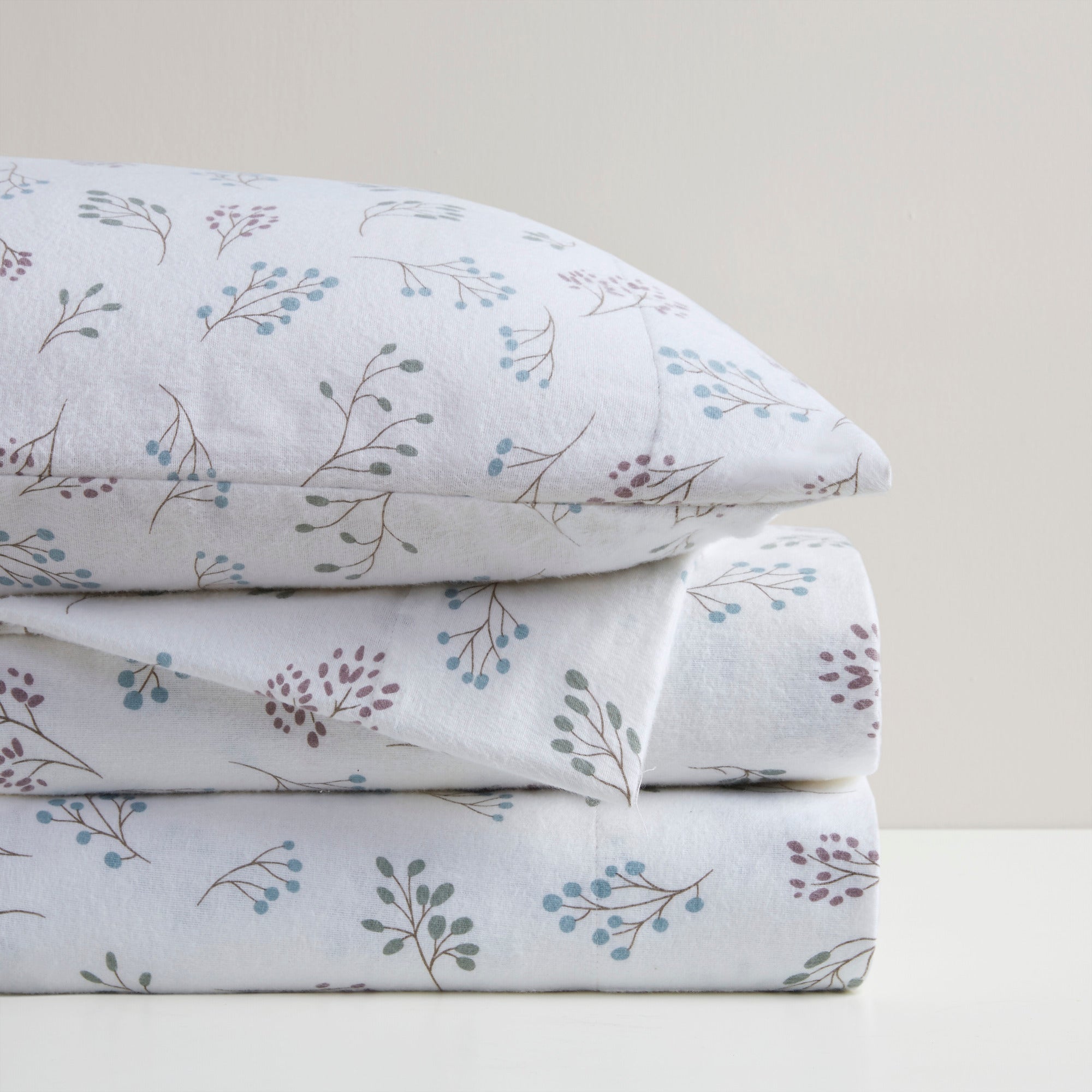 white tossed botanical-cal king,white tossed botanical-queen,white tossed botanical-full,white tossed botanical-king,white tossed botanical-twin,white tossed botanical-twin xl
