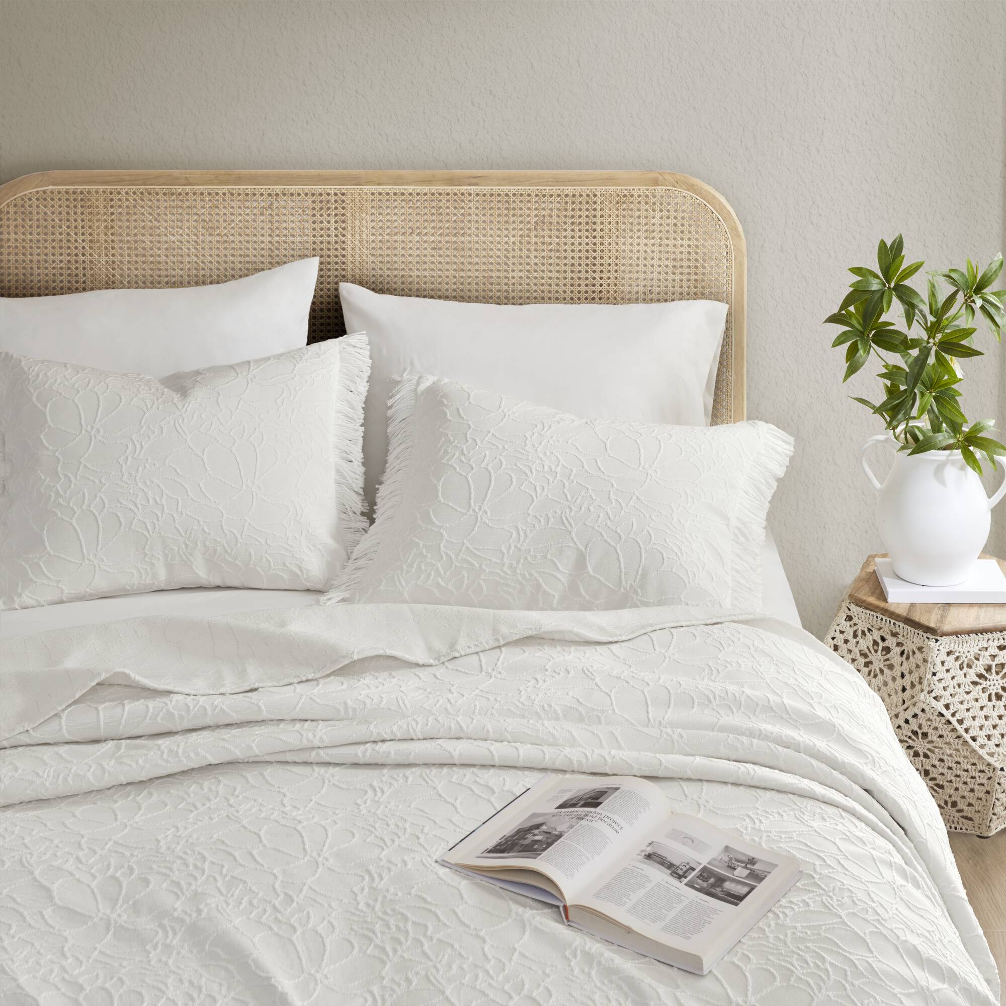 white-queen,white-king