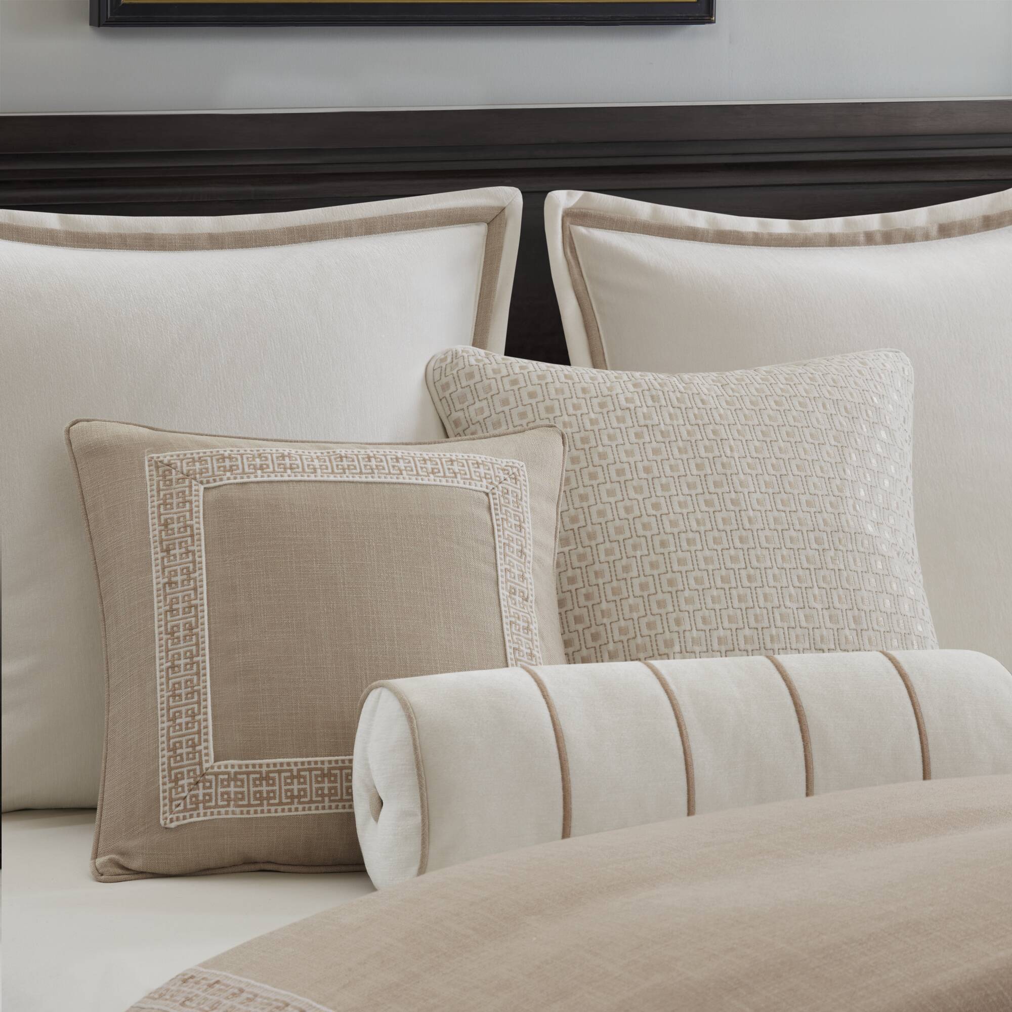 taupe-queen,taupe-king