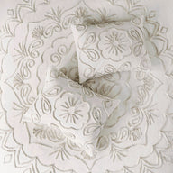 ivory/taupe-king/cal king,ivory/taupe-full/queen