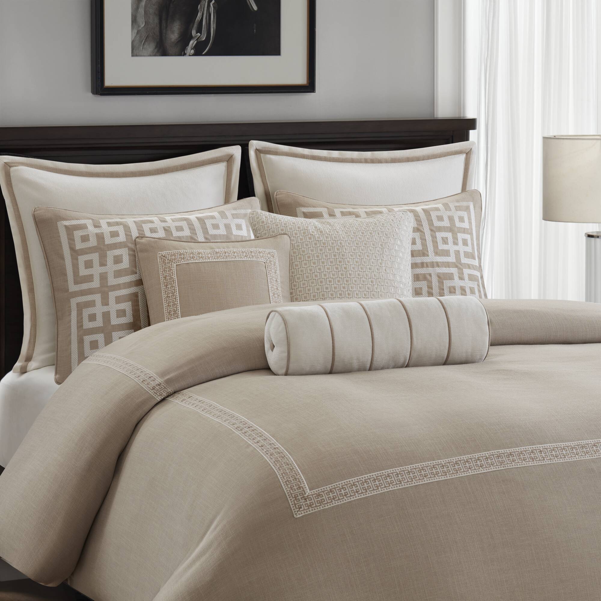 taupe-queen,taupe-king