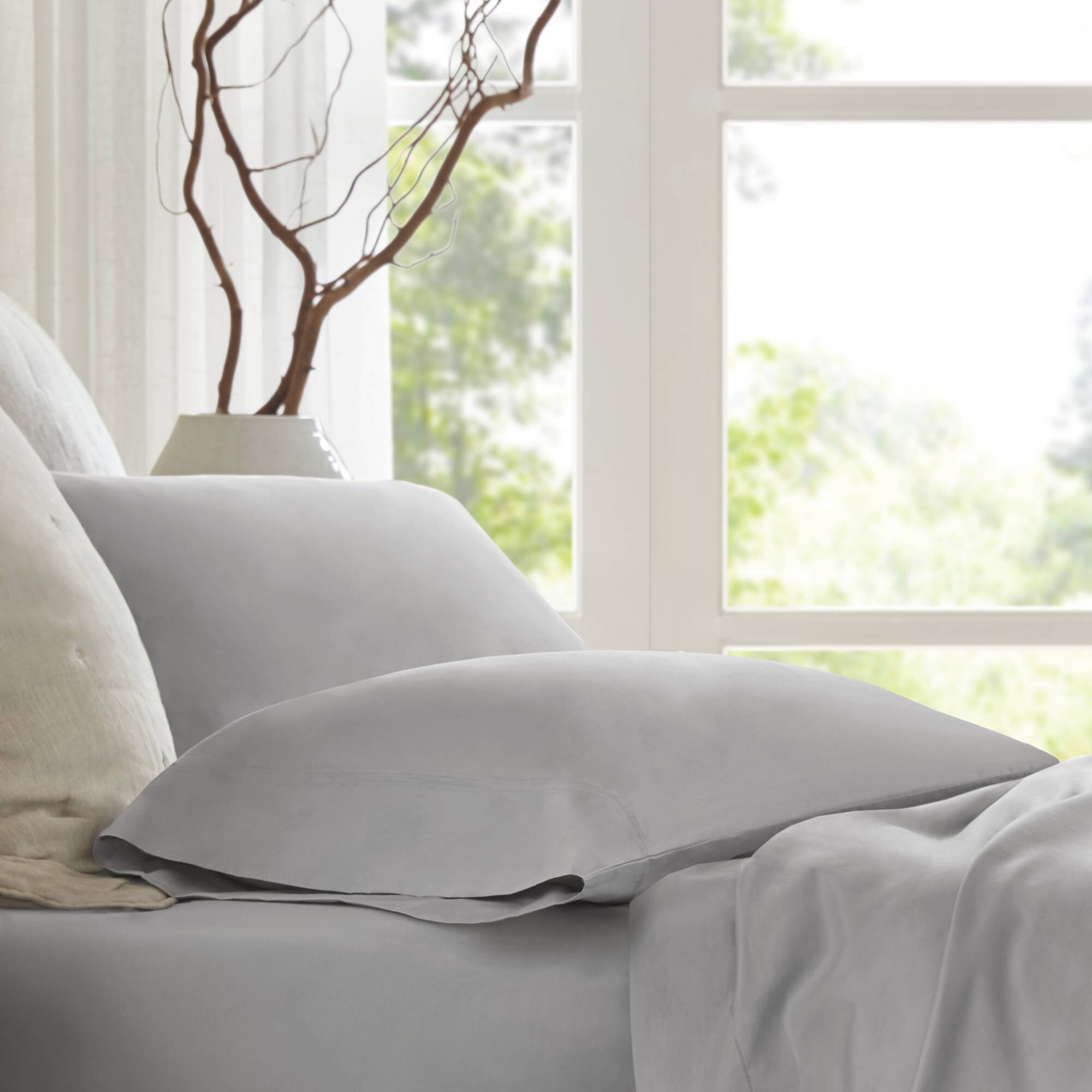 grey-standard sham,grey-king sham