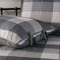 grey-daybed