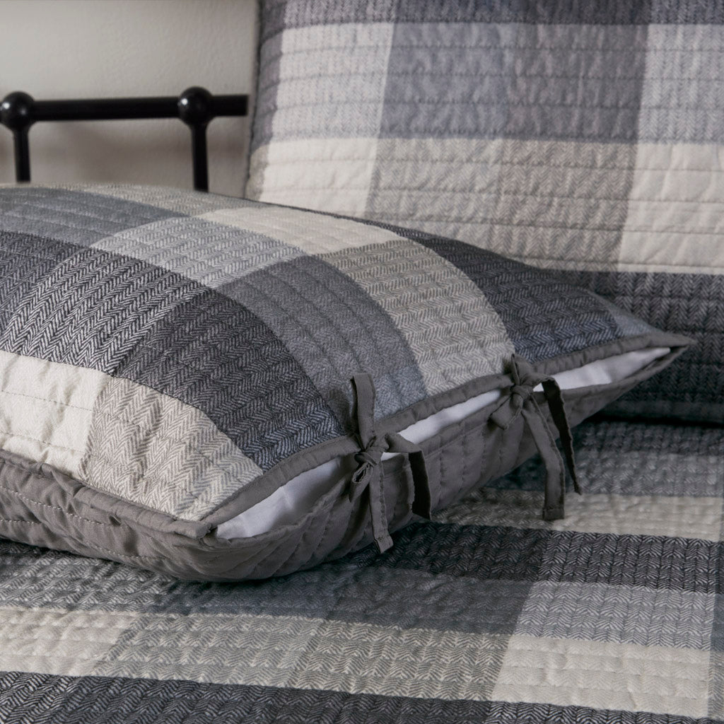 grey-daybed