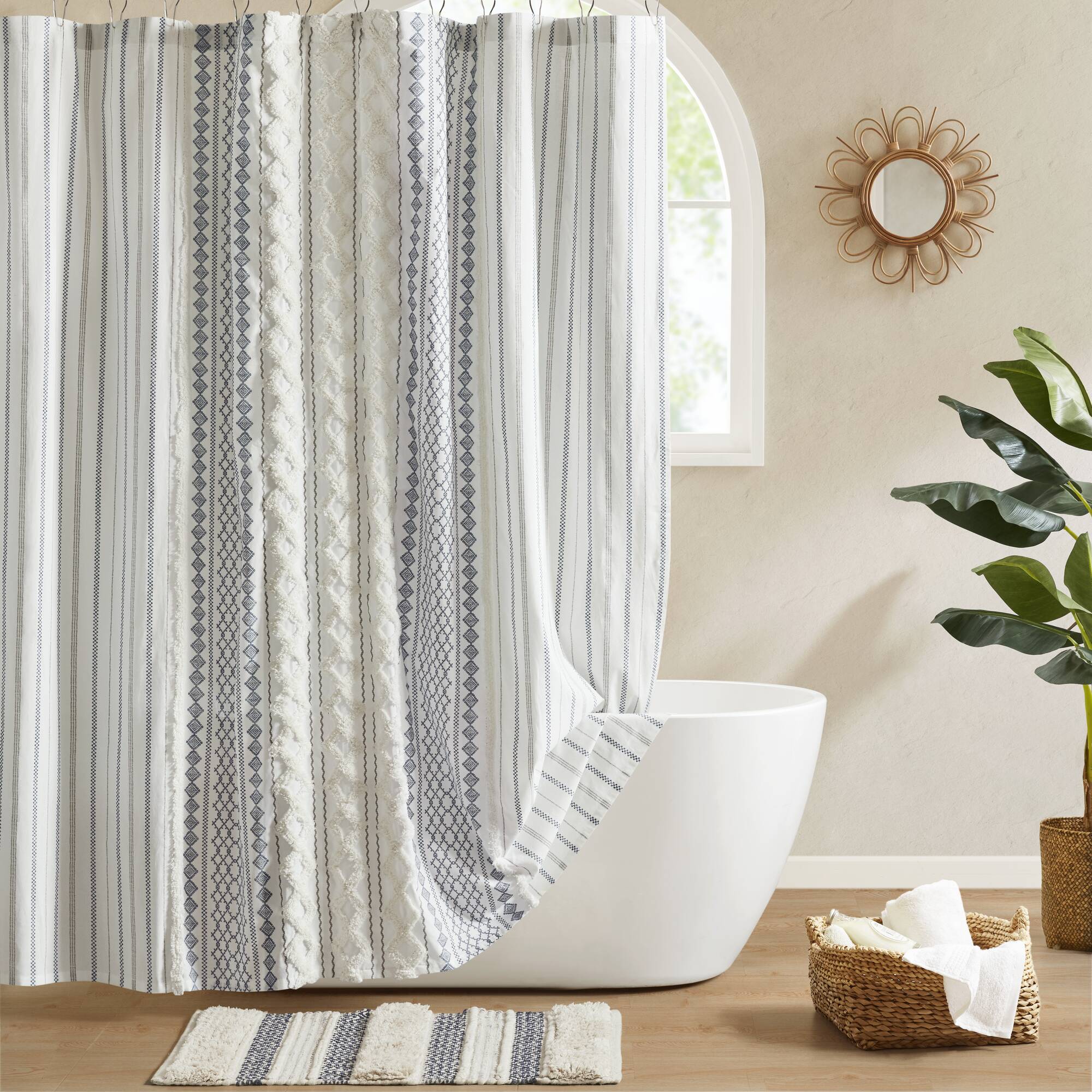 white/navy-72x72",white/navy-72x84"