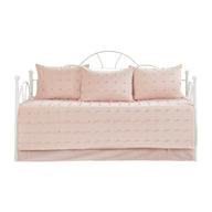 pink-daybed