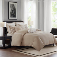taupe-queen,taupe-king