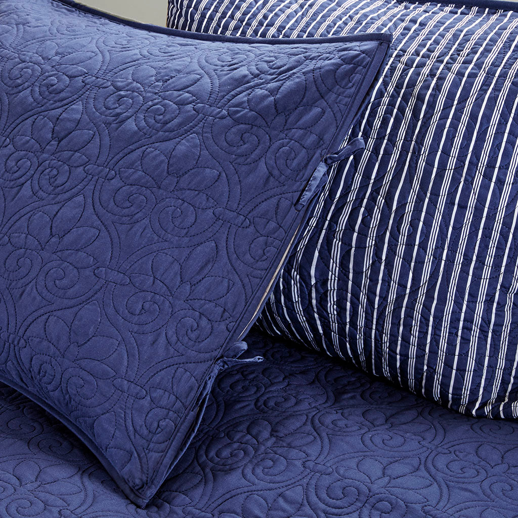 navy-daybed
