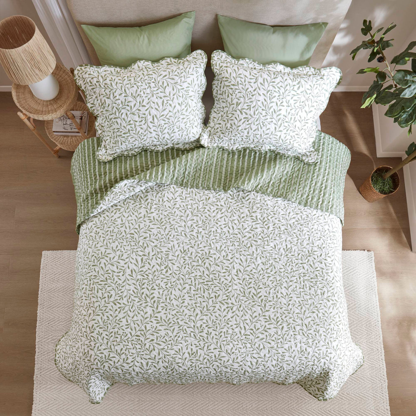 sage green-king,sage green-full/queen