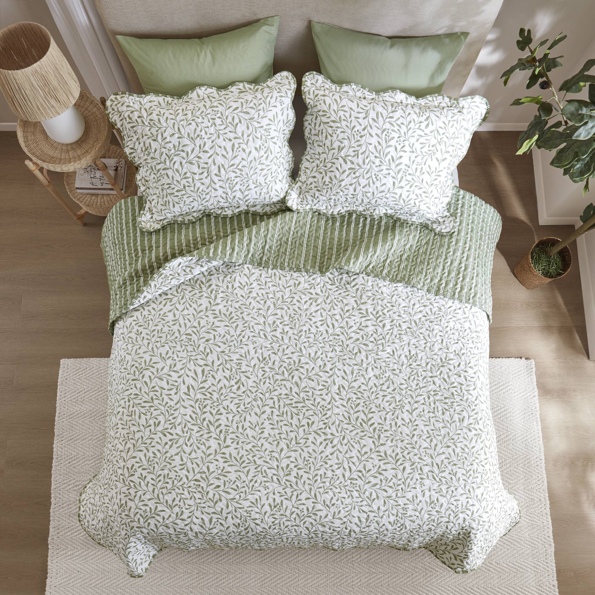 sage green-king,sage green-full/queen